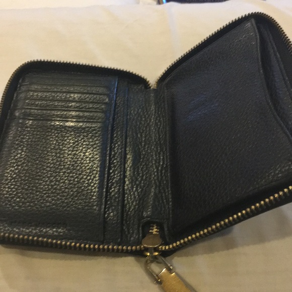 Priced Dropped. Marc Jacobs wristlet - Picture 4 of 5